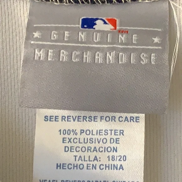 MLB Genuine Merchandise youth 18/20 Yankees Teixeira jersey!
